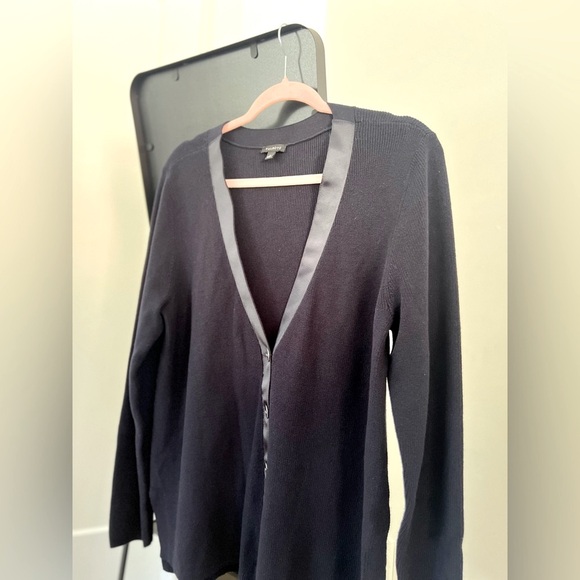 Talbots Navy Blue Buttons Cardigan Sweater - Large - Picture 8 of 10